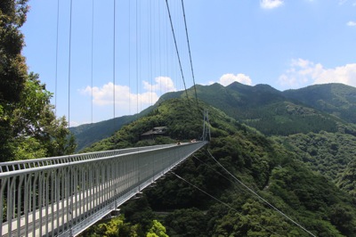 綾つり橋.jpg 綾つり橋