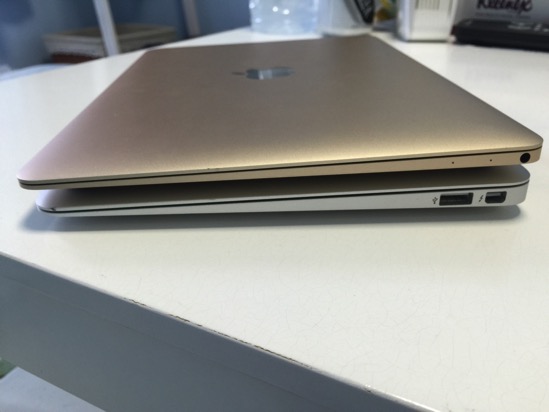 MacBook MacBookAir比較00008.jpg MacBook MacBookAir比較00008